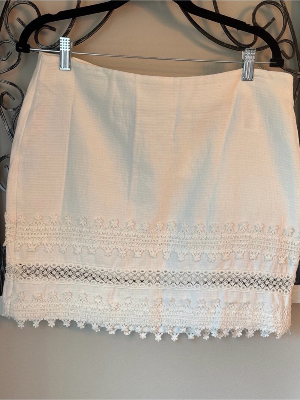 H&M White Mini Skirt -